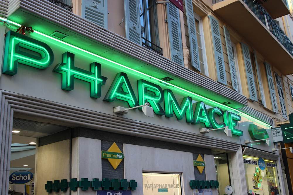 Acheter et vendre son officine de pharmacie-1