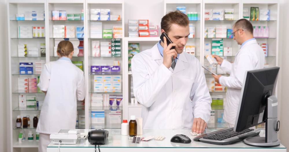 Reprendre une pharmacie et son équipe-1